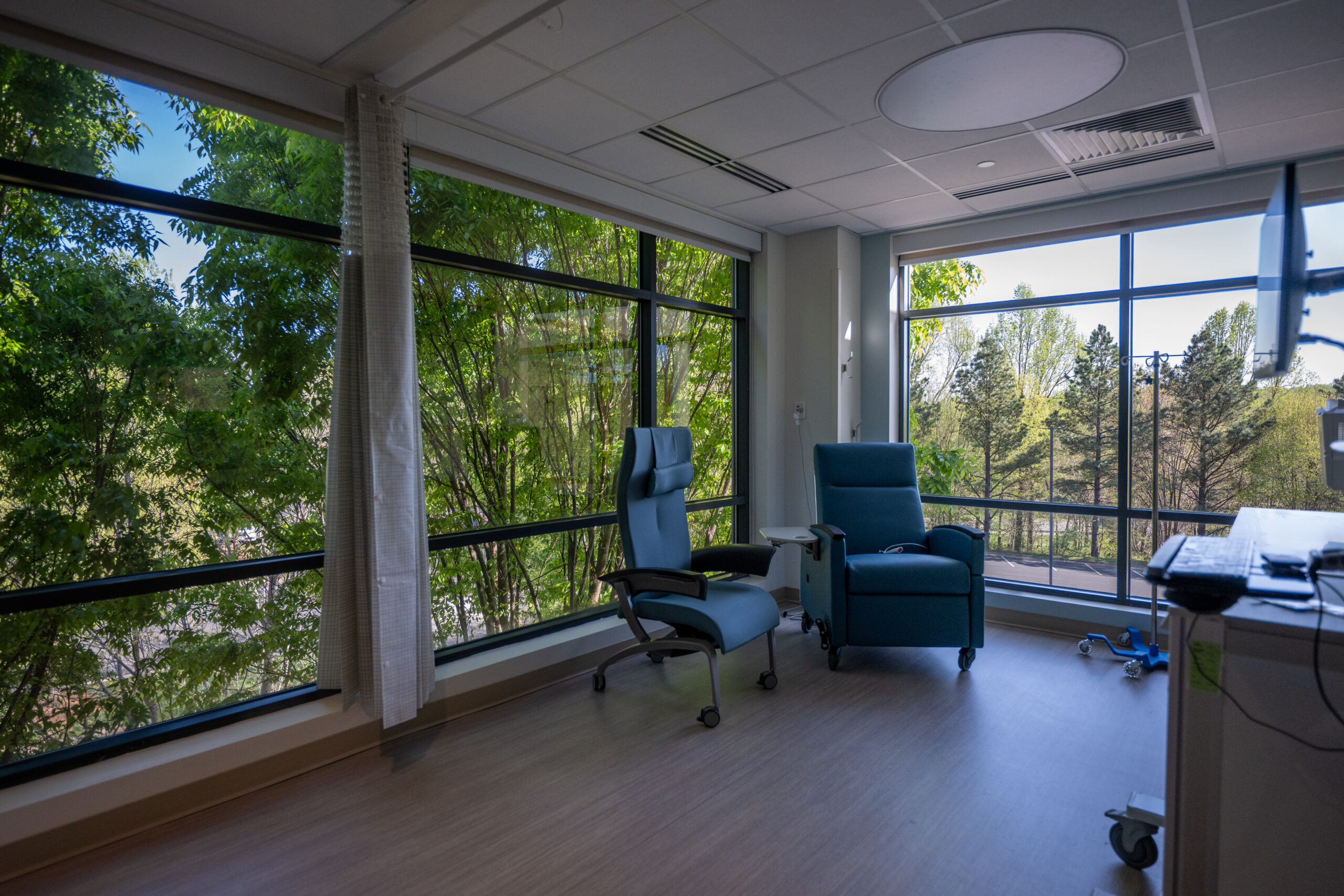 UVA Health Opens Expanded Cancer Infusion Center, Clinic at Pantops