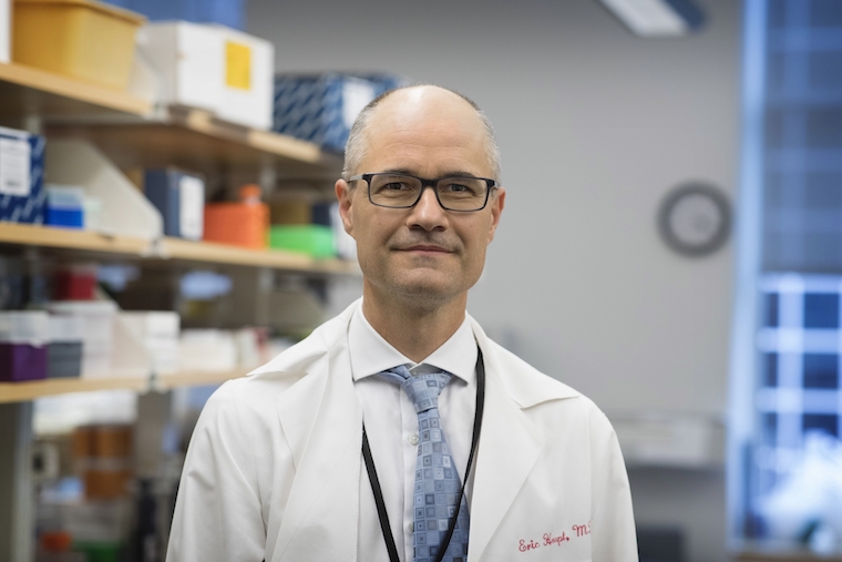 Eric Houpt in his lab.