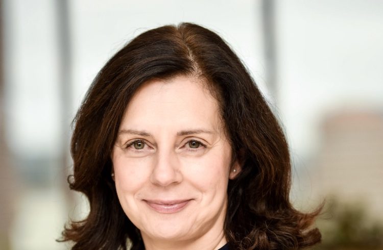 Headshot of Anja Katrin Bielinksky.