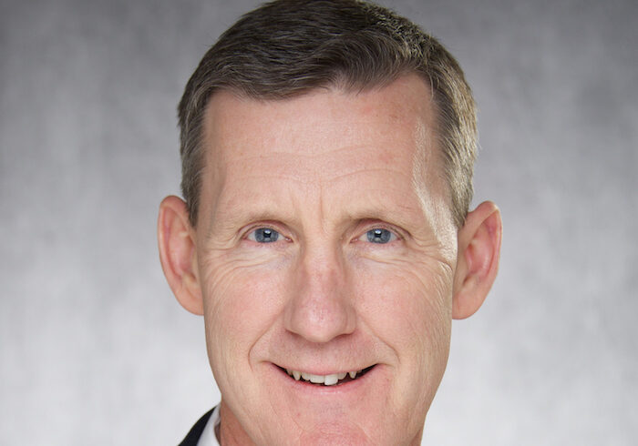 Portrait of Dr. Colin Derdeyn.