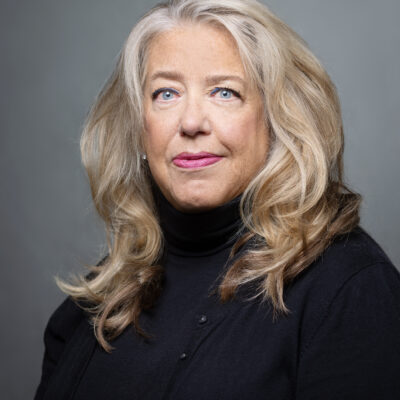 Debbie Fleischer Headshot